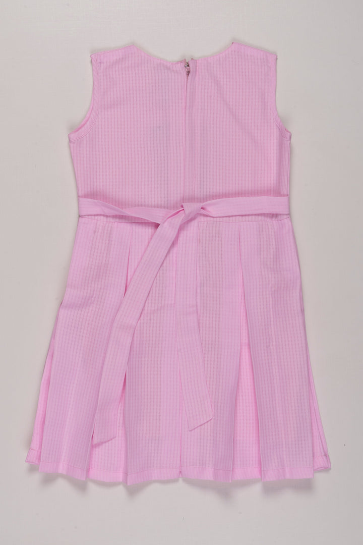 The Nesavu Girls Cotton Frock Blossom-Adorned Pink Checkered Cotton Frock with Jacket for Girls Nesavu Girls Pink Checkered Dress & Floral Jacket Set | Spring Cotton Outfit | The Nesavu