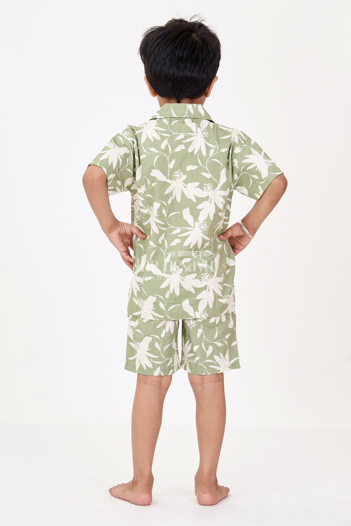 The Nesavu Boys Casual Set Boys Green Two Piece Casual Dress with Digital Floral Print and Elasticated Waistband for Comfort Nesavu Nesavu Boys Green Floral Print Cotton Two Piece Casual Outfit Matching Shirt Shorts