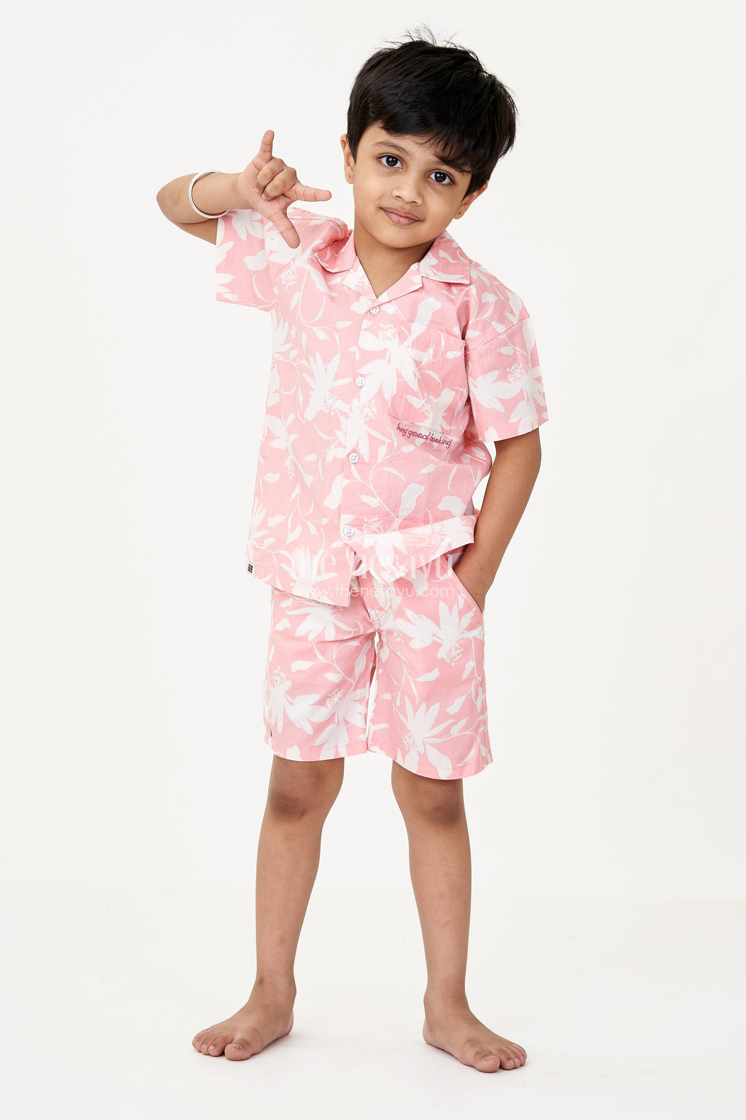 The Nesavu Boys Casual Set Boys Pink 2 Piece Casual Outfits with Floral Digital Print Shirt and Matching Shorts for Summer Days Nesavu 20 (3Y) / Pink BCS222B-20 Nesavu Boys Pink Cotton Floral Print Shirt Shorts Set 2 Piece Casual Outfits Summer Style
