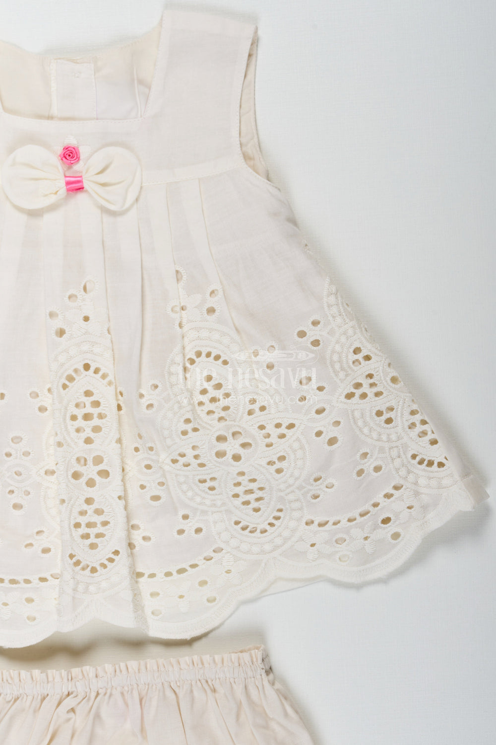 The Nesavu Baby Cotton Frocks Dress Frock Suit for Baby Girls in Cream Cotton Hakoba Embroidery with Matching Bloomers Nesavu Nesavu Dress Frock Suit Baby Girls Cream Cotton Hakoba Bow Bloomers