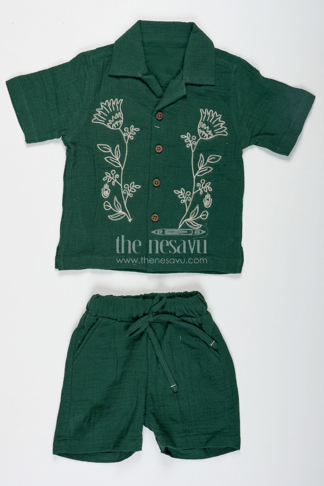 The Nesavu Boys Casual Set Muslin Set for Boys in Forest Green with Thread Embroidered Floral Shirt and Matching Shorts Nesavu 16 (1Y) / Green BCS226A-16 Nesavu Muslin Set for Boys with Forest Green Embroidered Shirt and Shorts in Soft Cotton