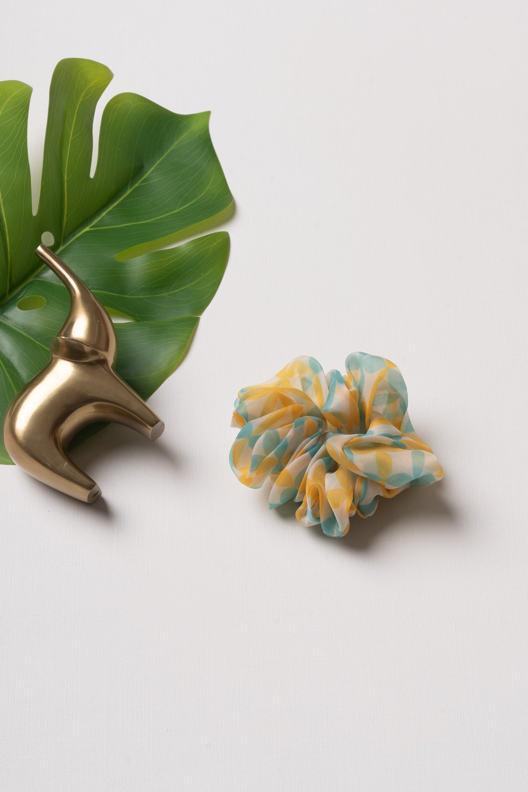 The Nesavu Scrunchies / Rubber Band Sunshine Swirl Scrunchie - A Vibrant Splash for Everyday Styles Nesavu Yellow JHS18D Vibrant Sunshine Swirl Scrunchie | Add a Splash of Color to Your Daily Hairstyles | The Nesavu