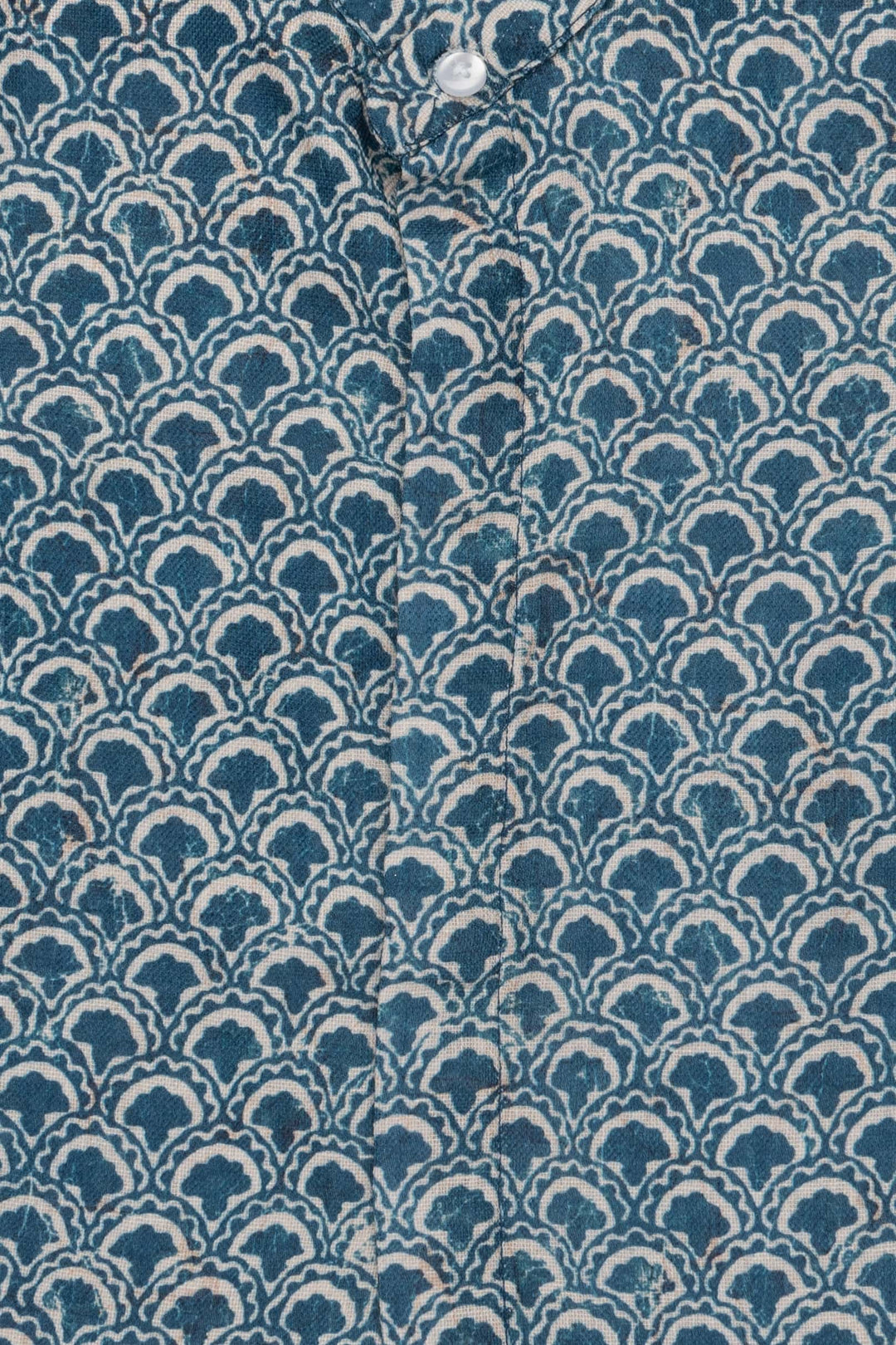 The Nesavu Boys Linen Shirt Vintage Indigo: Linen Boys' Shirt with Retro-Inspired Prints for a Nostalgic Feel Nesavu Retro-Inspired Printed Shirt | Casual Shirt for Boys | The Nesavu