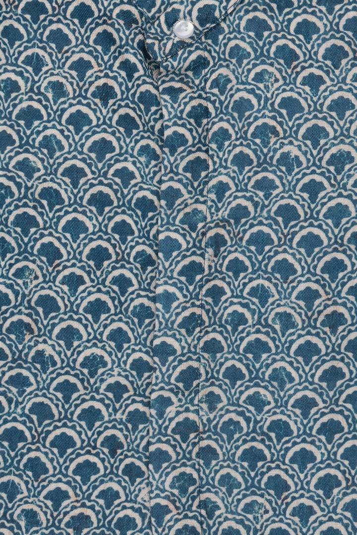 The Nesavu Boys Linen Shirt Vintage Indigo: Linen Boys' Shirt with Retro-Inspired Prints for a Nostalgic Feel Nesavu Retro-Inspired Printed Shirt | Casual Shirt for Boys | The Nesavu