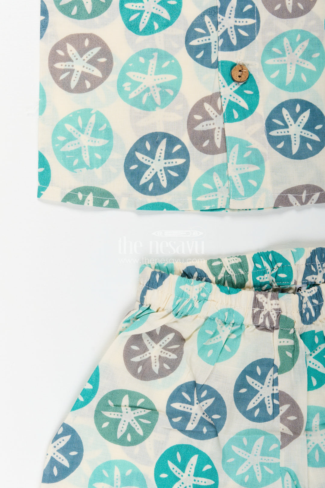 Casual cotton set for toddler boys with modern print
