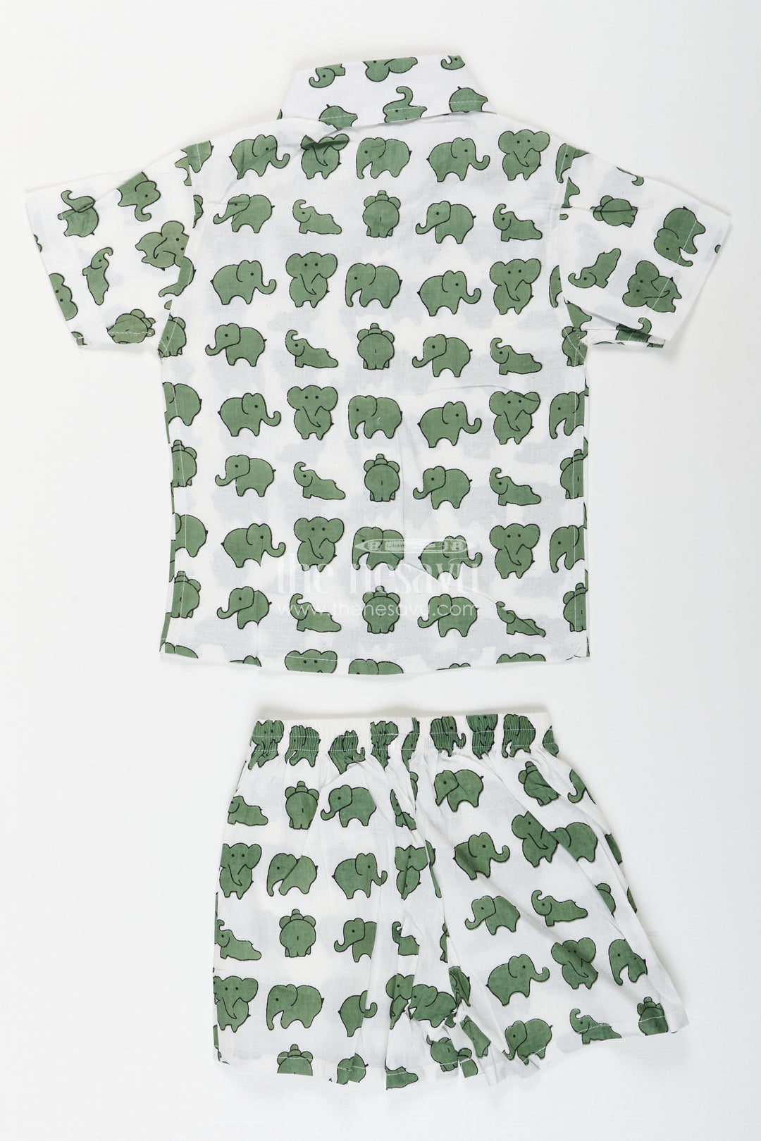 Boys cotton set with elephant print for everyday adventures