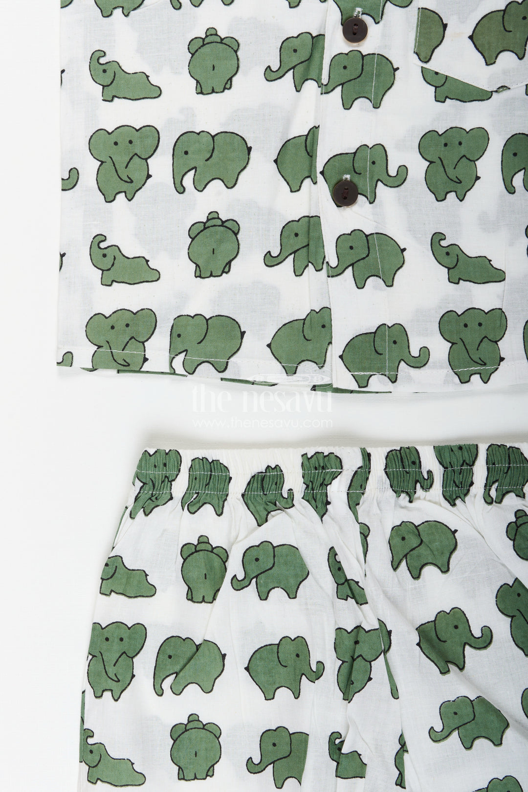 Boys cotton set with elephant print for everyday adventures
