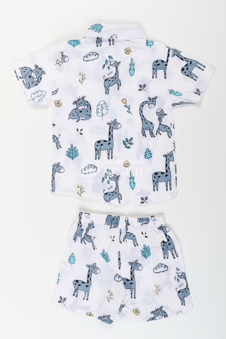 Boys cotton set with giraffe and jungle animal print