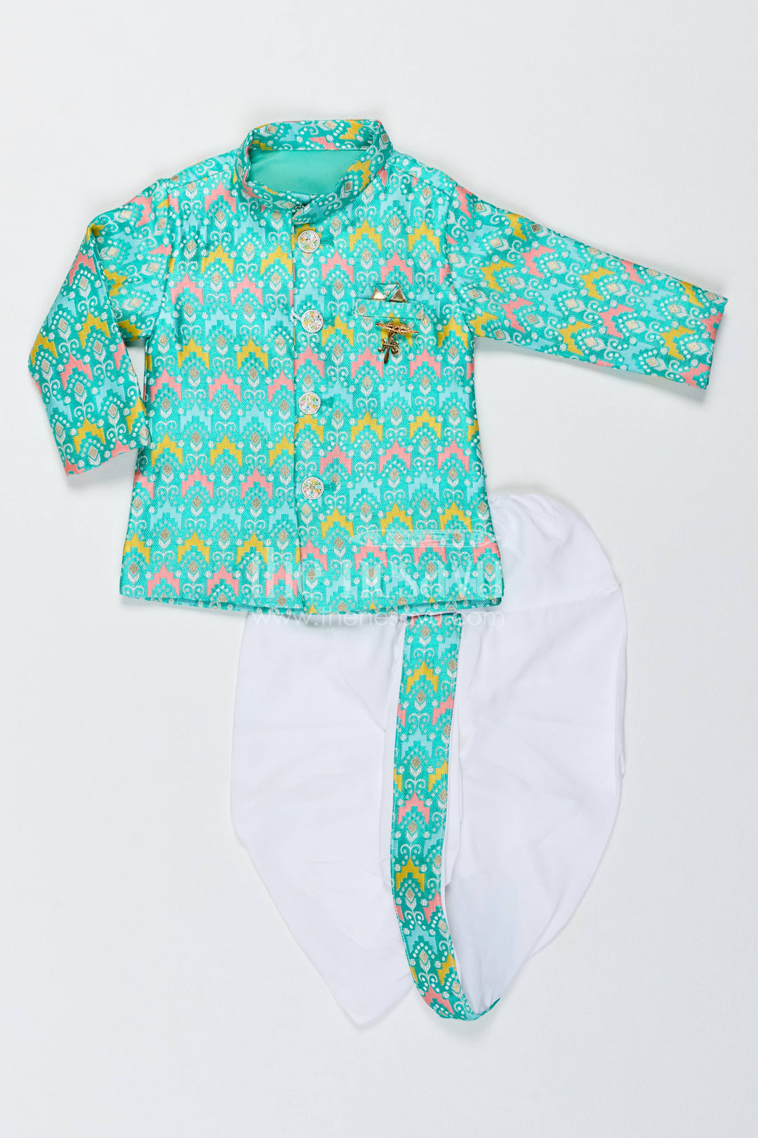 Pattu Pancha Set in Turquoise with Designer Detailing for Family Functions