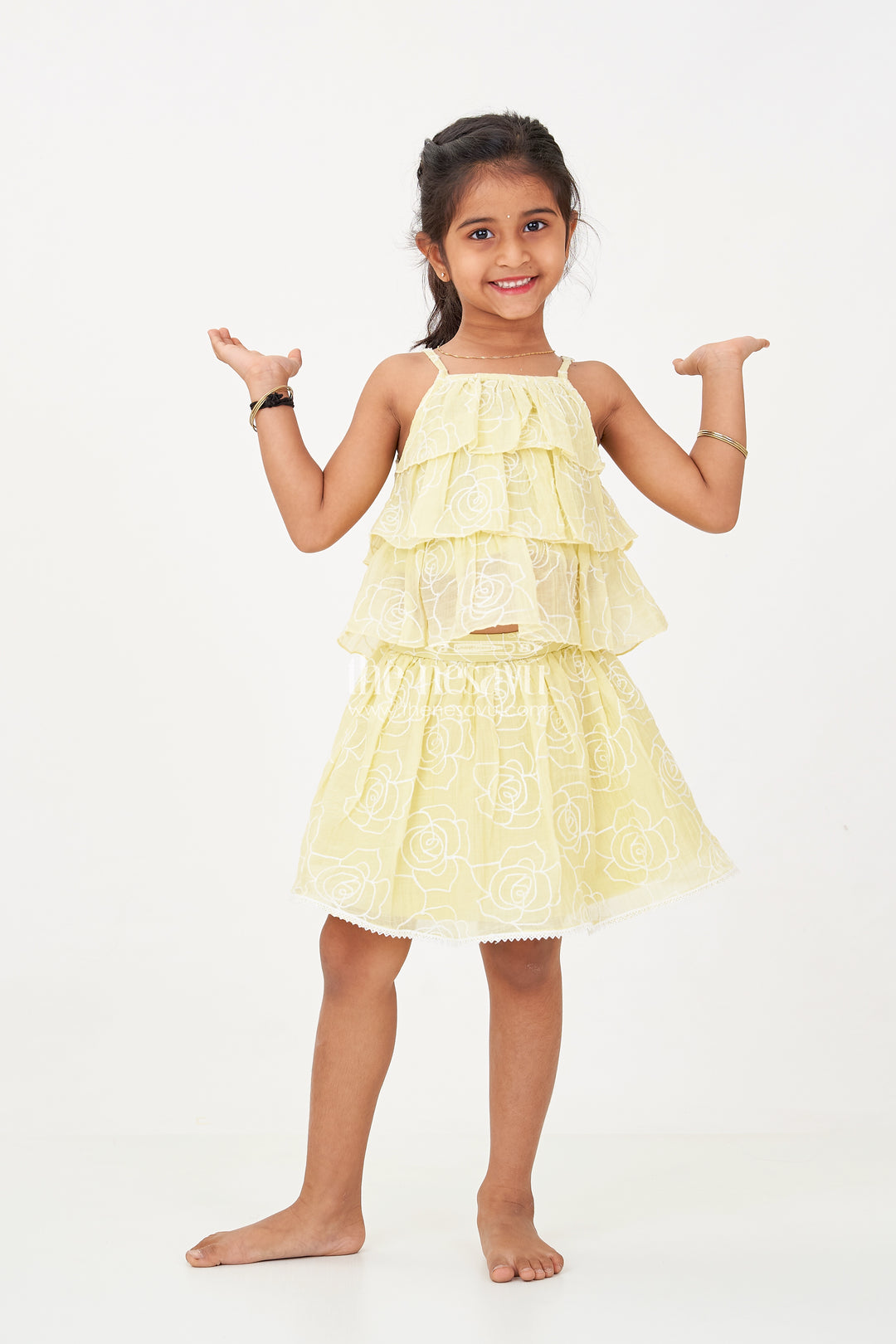 Charming Short Casual Dresses for Girls with Embroidered Floral Design and Matching Set