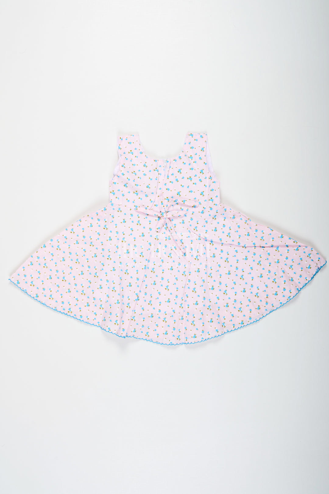 Girls Casual Flower Dress in Soft Cotton with Delicate Allover Floral Print and Lace Waist Detailing