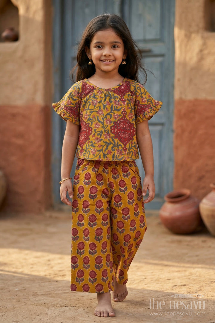 Girls Lightweight Cotton Set for Park Days and Playtime