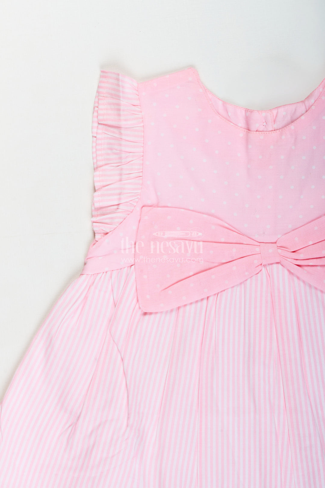 Cotton frock for baby girls with bow design for everyday twirls and outings