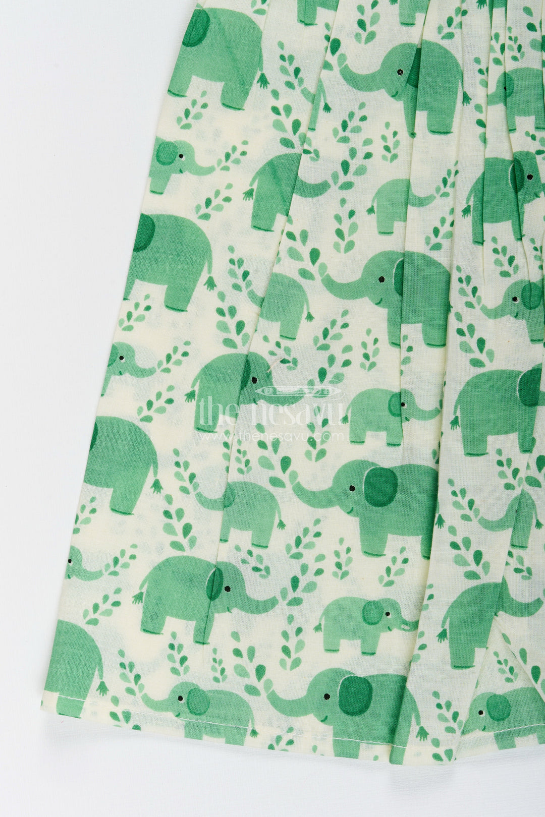 Toddler girl cotton frock with elephant print for everyday comfort