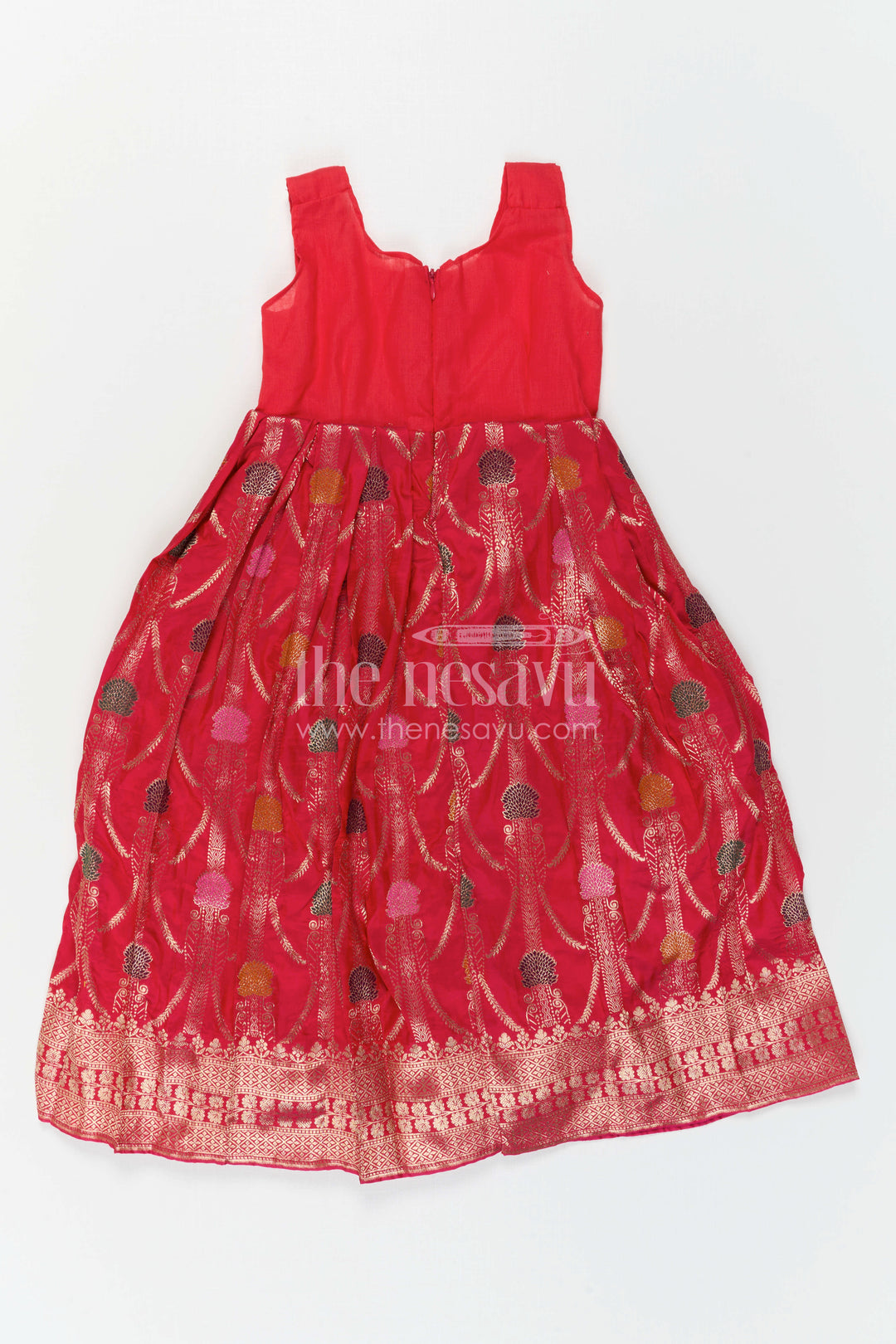 Girls Pattu Pavadai for Temple Visits and Festive Dressing