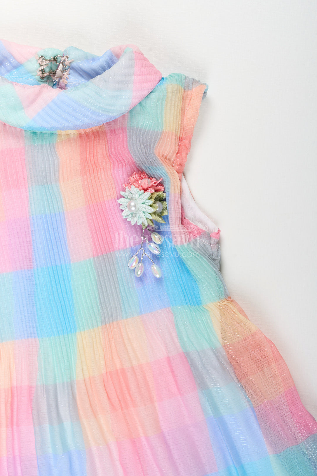 Girls pleated top and pant set for casual summer styling