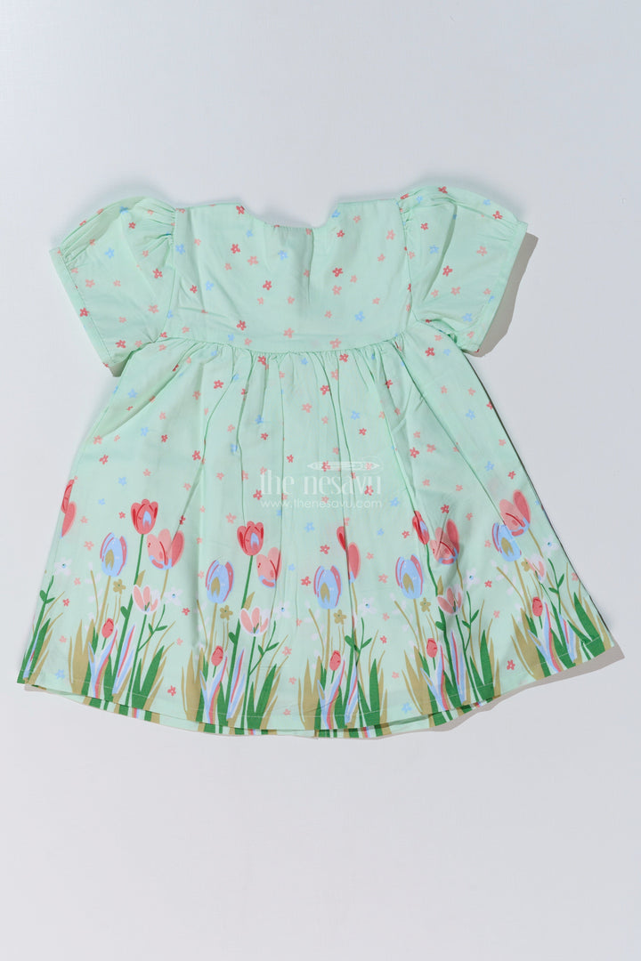 The Nesavu Baby Cotton Frocks Adorable Floral Print Frock Suit for Baby Girls with Button-Front and Puff Sleeves Nesavu Adorable Floral Print Frock Suit Baby Girls Button-Front Puff Sleeves | The Nesavu