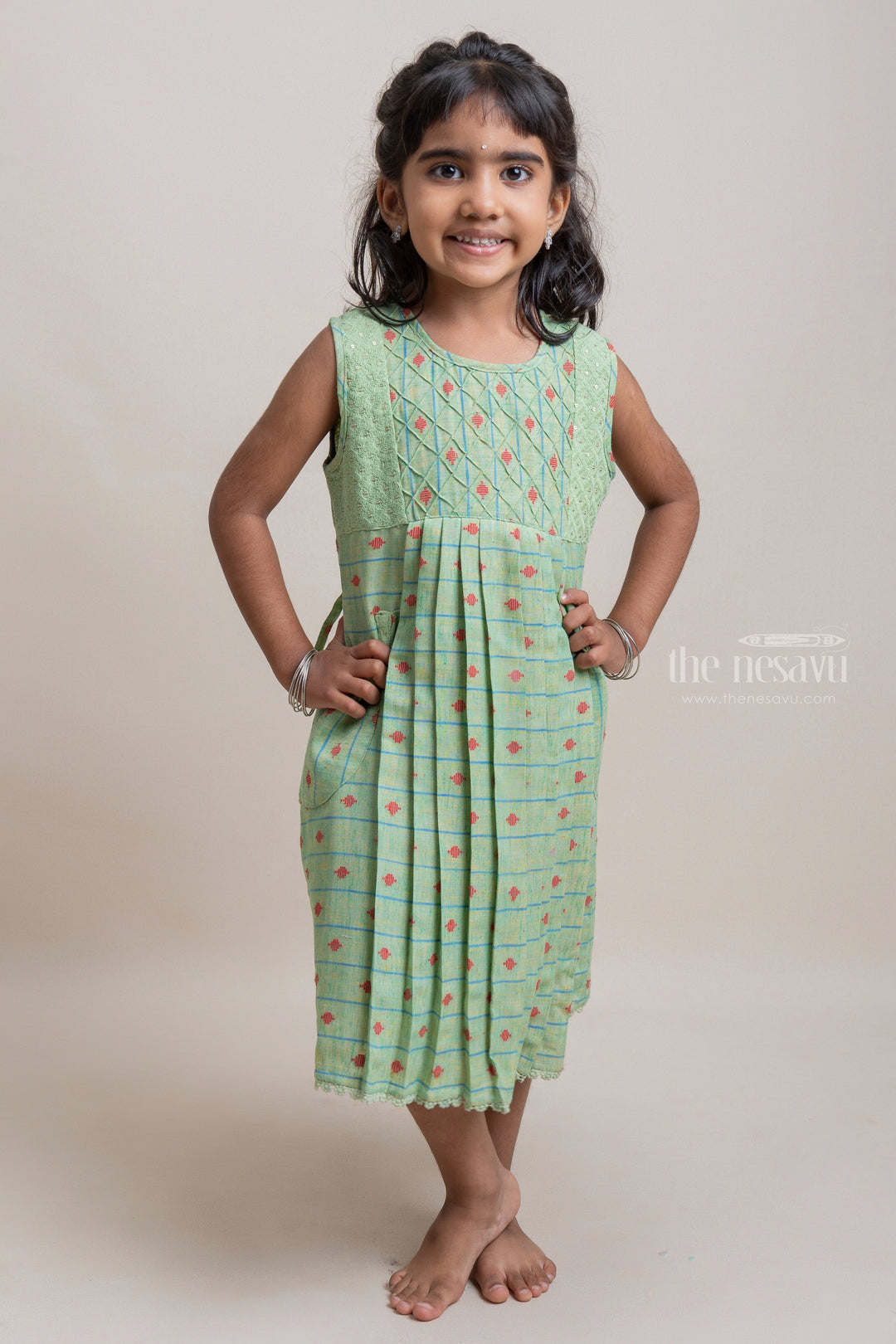 The Nesavu Girls Cotton Frock Adorable Green Sleeveless Butta Printed Slub Cotton Frock With Round Pockets For Girls Nesavu 16 (1Y) / Green / Cotton GFC985A-16 High Quality Cotton Dresses For Girls | Latest Girls Collection | The Nesavu