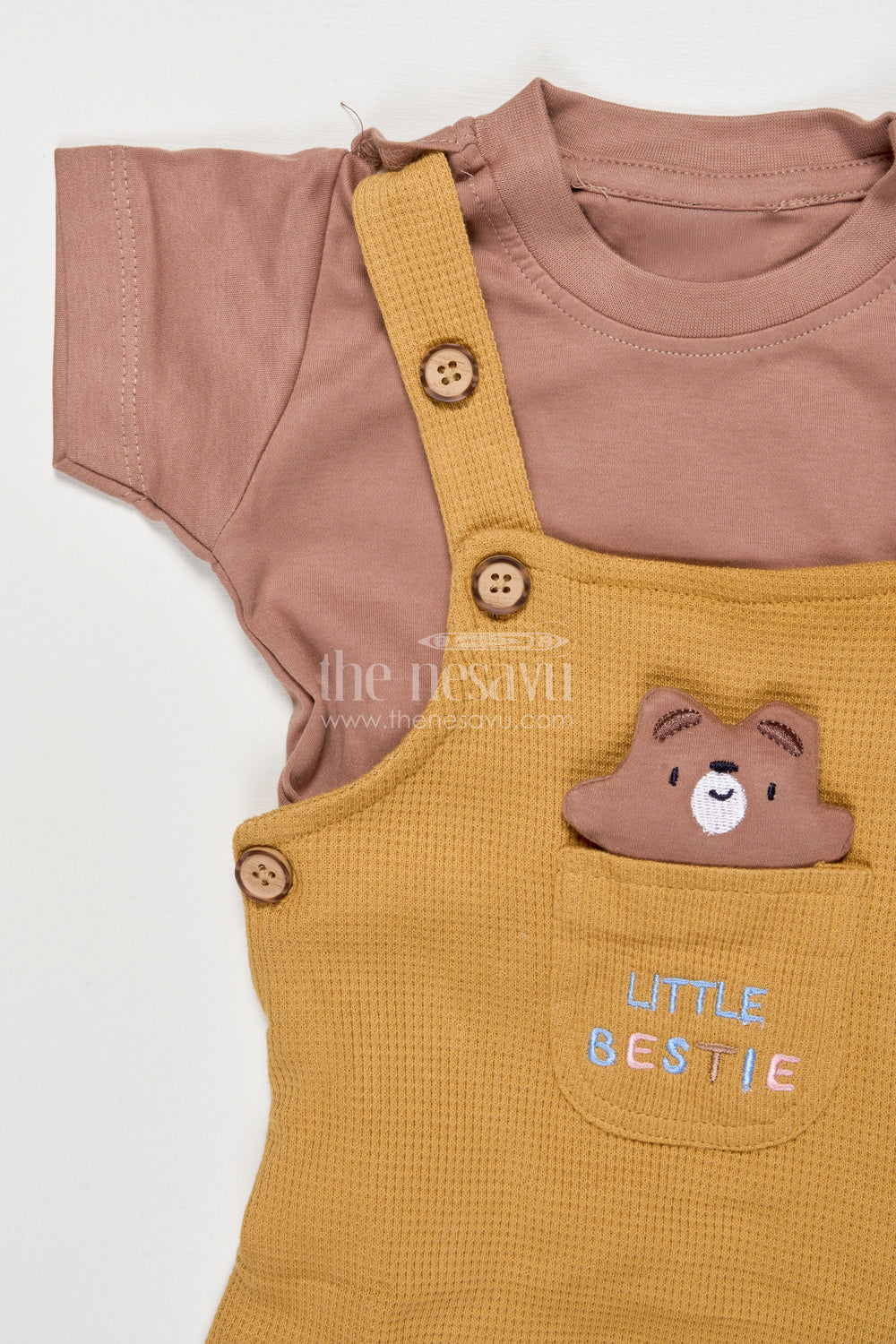 The Nesavu Baby Dungarees Baby Dungaree and Tee Cotton Set for Outings and Everyday Style Nesavu Nesavu baby cotton dungaree set printed tee everyday wear comfortable outings