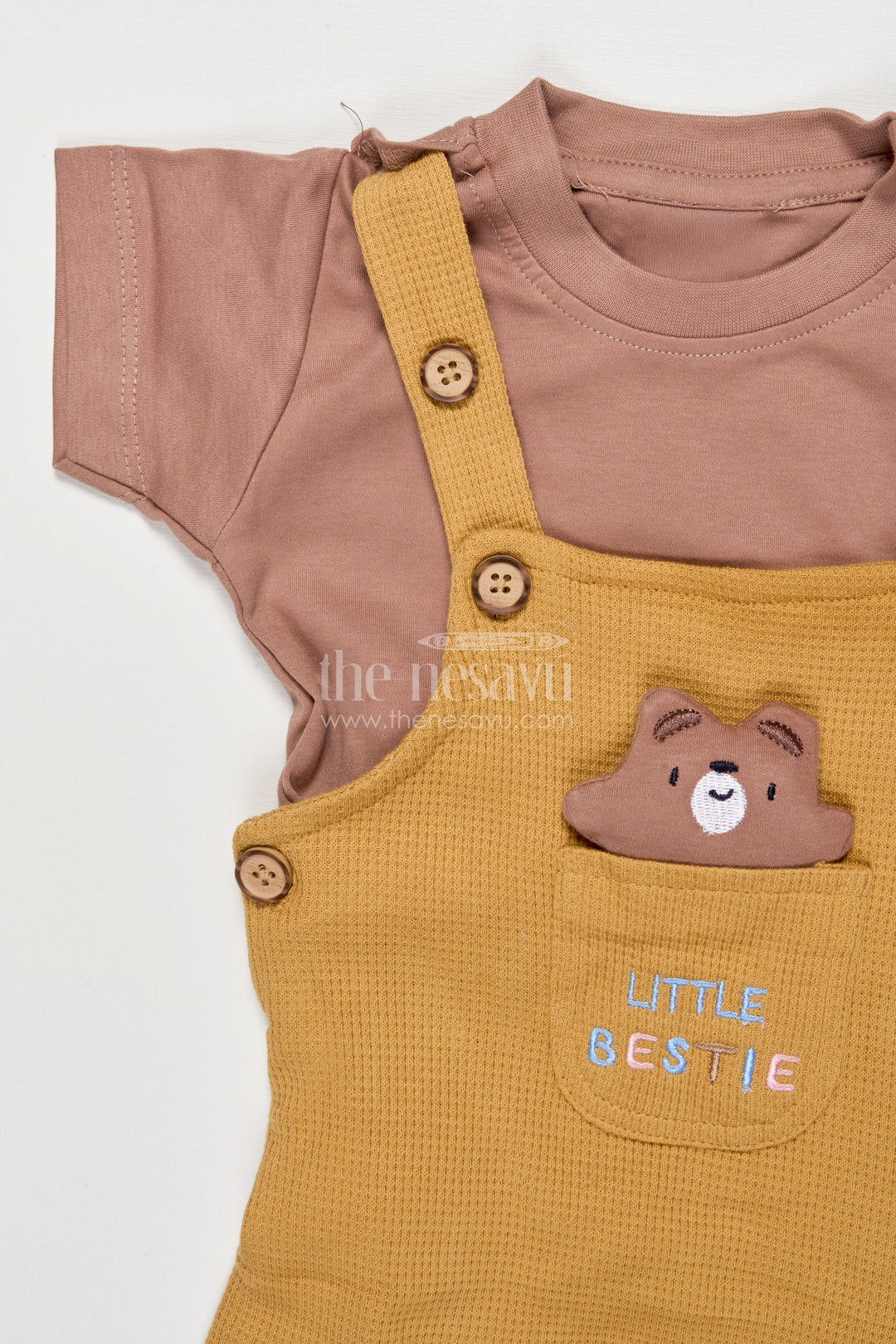 The Nesavu Baby Dungarees Baby Dungaree and Tee Cotton Set for Outings and Everyday Style Nesavu Nesavu baby cotton dungaree set printed tee everyday wear comfortable outings