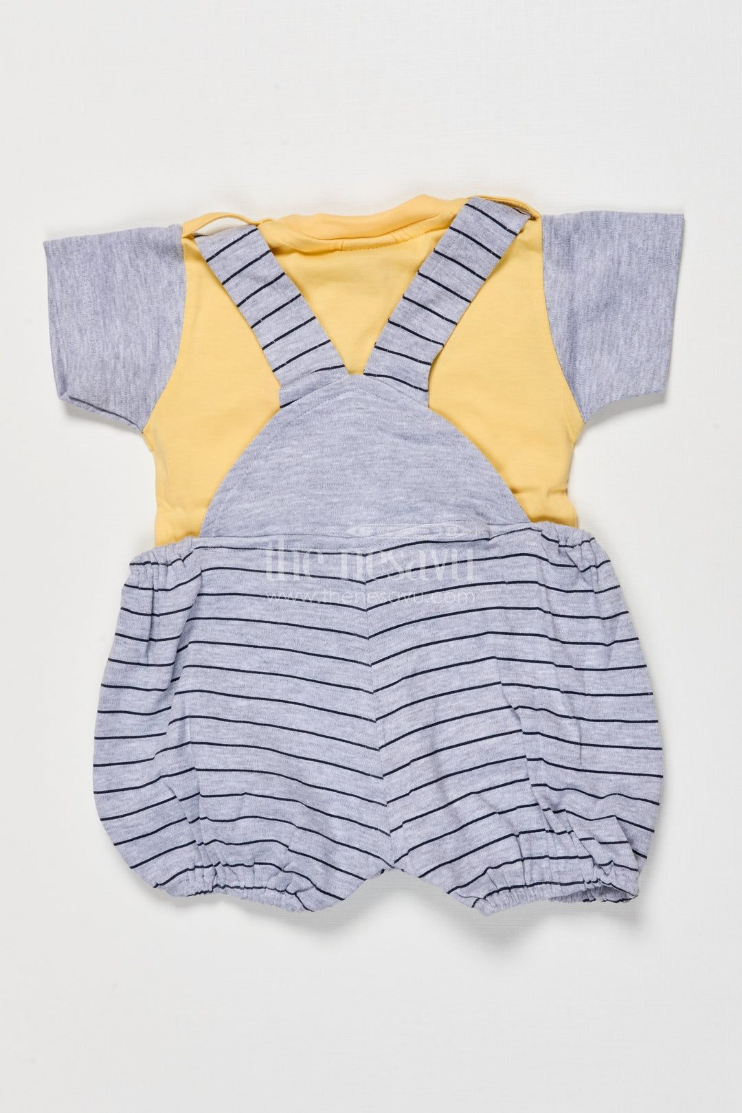 The Nesavu Baby Dungarees Baby Dungaree Set in Cotton for All-day Comfort and Play Nesavu Nesavu baby dungaree cotton set playful design casual outings daily play