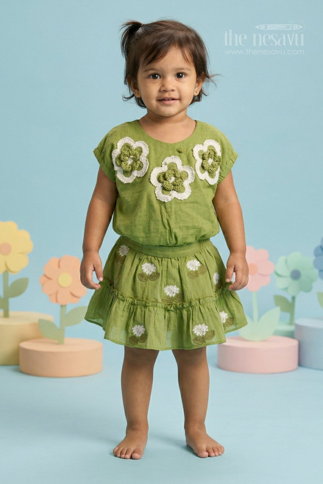 The Nesavu Baby Casual Sets Baby Girl Casual Outfit Set for Playdates and Everyday Outings Nesavu 18 (2Y) / Green / Cotton BFJ980B-18 Nesavu baby girl cotton casual outfit set with thread embroidery for playdates and daily wear