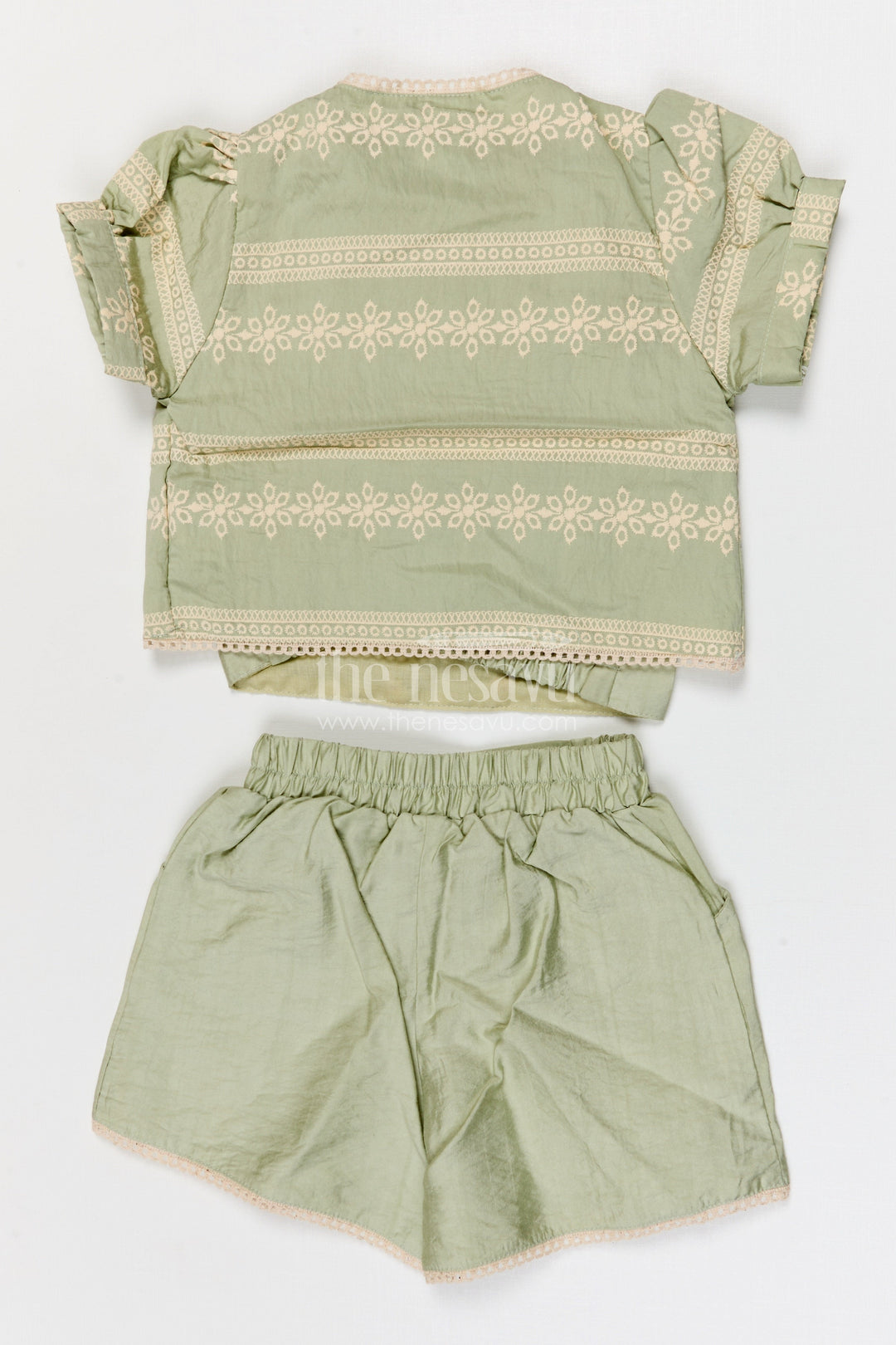 The Nesavu Girls Co-Ord Sets Baby Girl Co Ord Set for Summer Outings and Toddler Playtime Nesavu Nesavu baby girl co ord set for toddler summer outings and playdates in breathable crepe cotton designer print