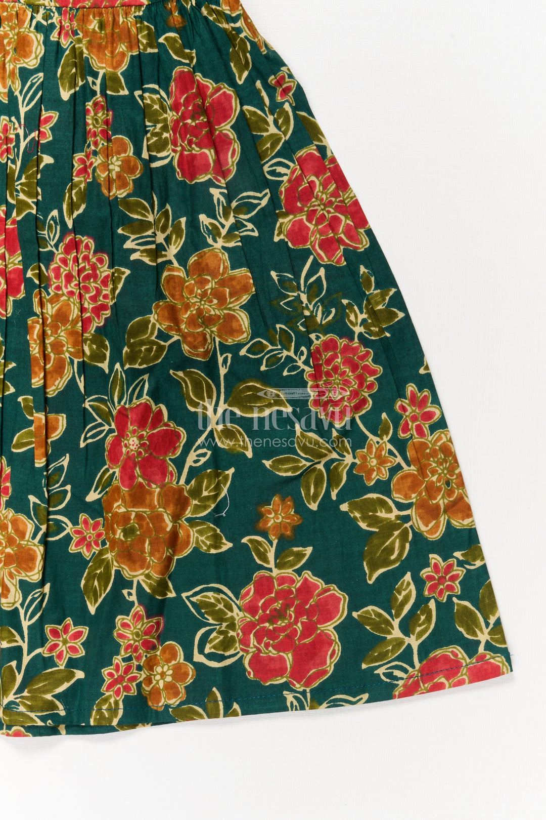 The Nesavu Girls Cotton Frock Baby Girl Cotton Frock for Casual Festive Wear and Weekends Nesavu Nesavu baby girl cotton frock with multicolor floral print and collar – perfect for festive weekends