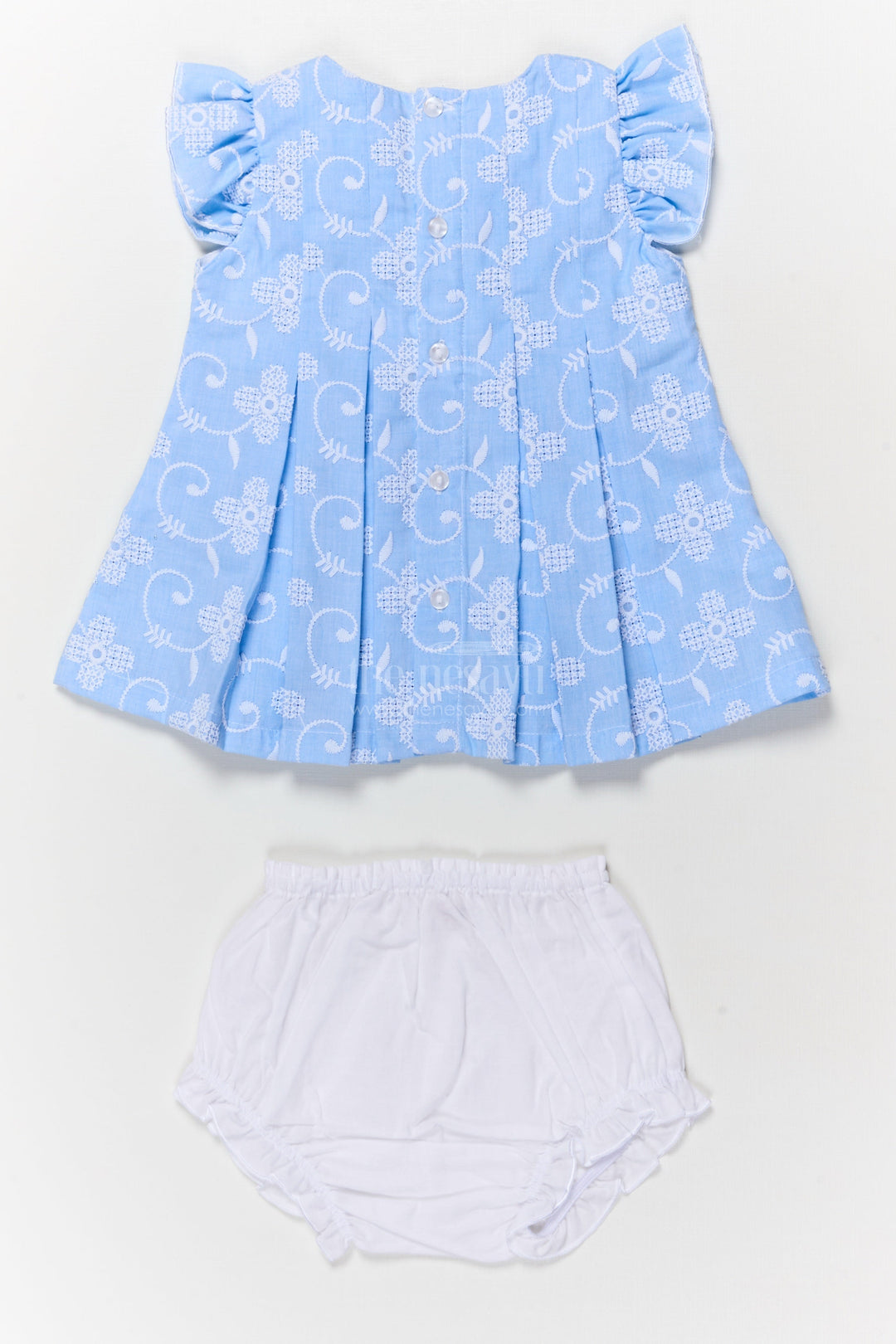 The Nesavu Baby Cotton Frocks Baby Girl Cotton Frock with Embroidery and Bloomers for Everyday Comfort Nesavu Nesavu baby girl cotton frock with thread embroidery and bloomers for casual daily wear