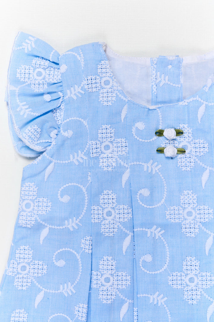 The Nesavu Baby Cotton Frocks Baby Girl Cotton Frock with Embroidery and Bloomers for Everyday Comfort Nesavu Nesavu baby girl cotton frock with thread embroidery and bloomers for casual daily wear