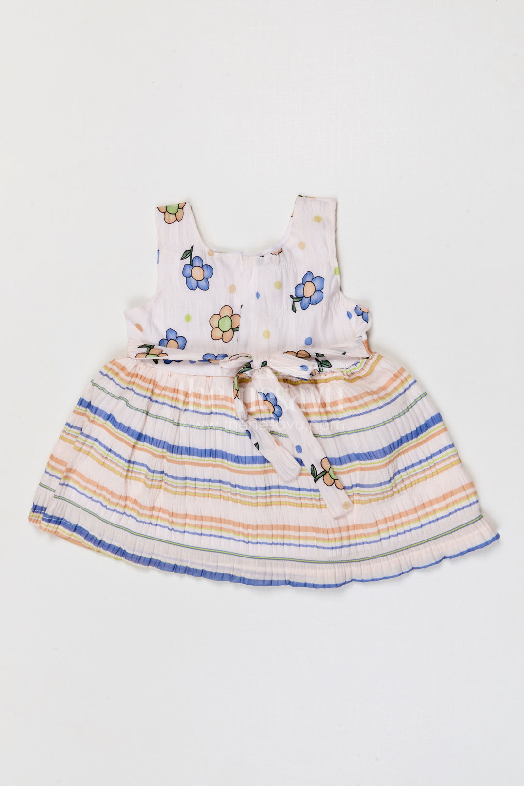 The Nesavu Baby Frocks Baby Girl Frock for Casual Outings and Everyday Wear Nesavu Nesavu baby girl cotton frock for casual outings and everyday wear with digital print