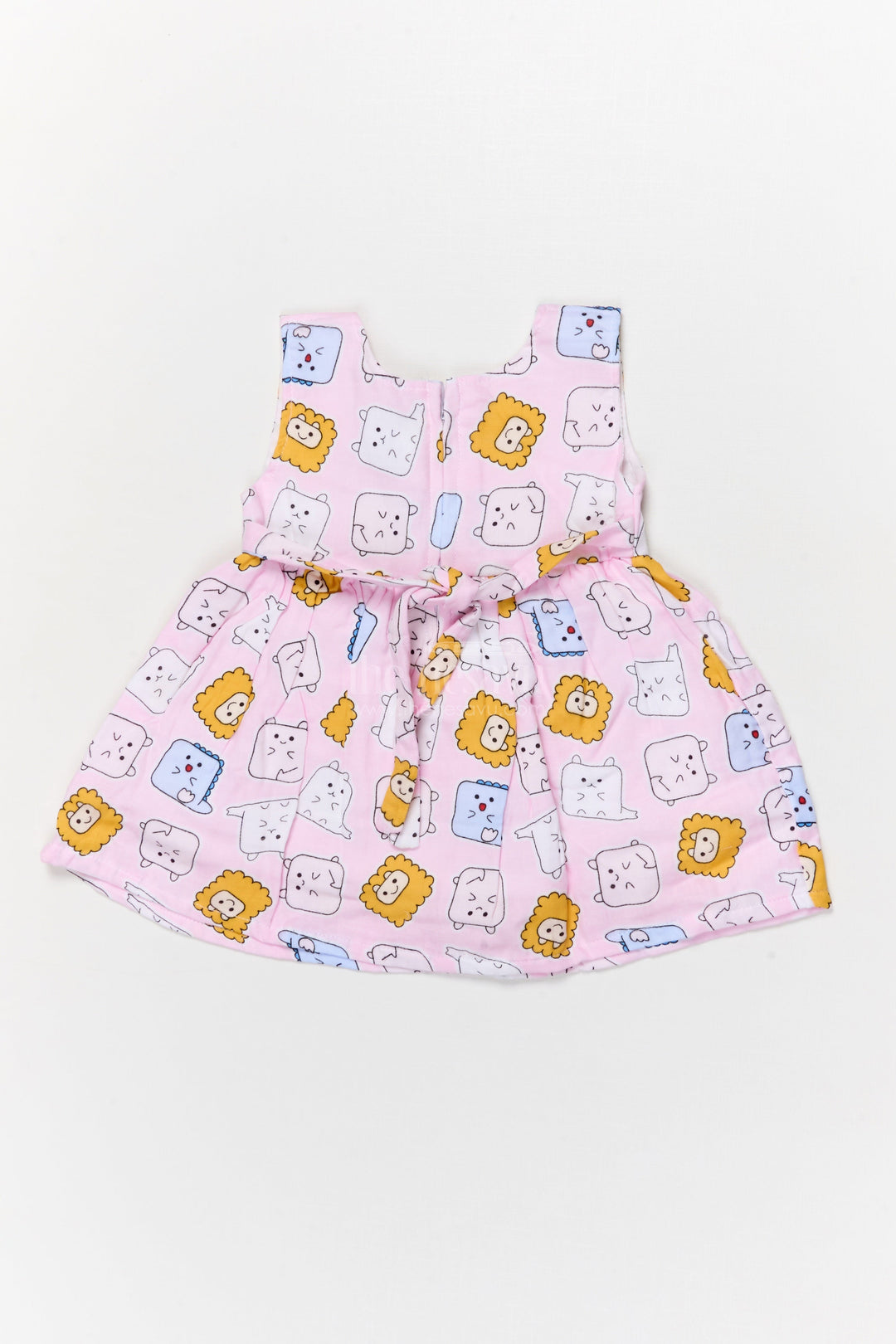 The Nesavu Baby Cotton Frocks Baby Girl Frock with Animal Digital Print for Playdates and Everyday Fun Nesavu Nesavu baby girl cotton frock with digital animal print and bow for playdates and daily adventures