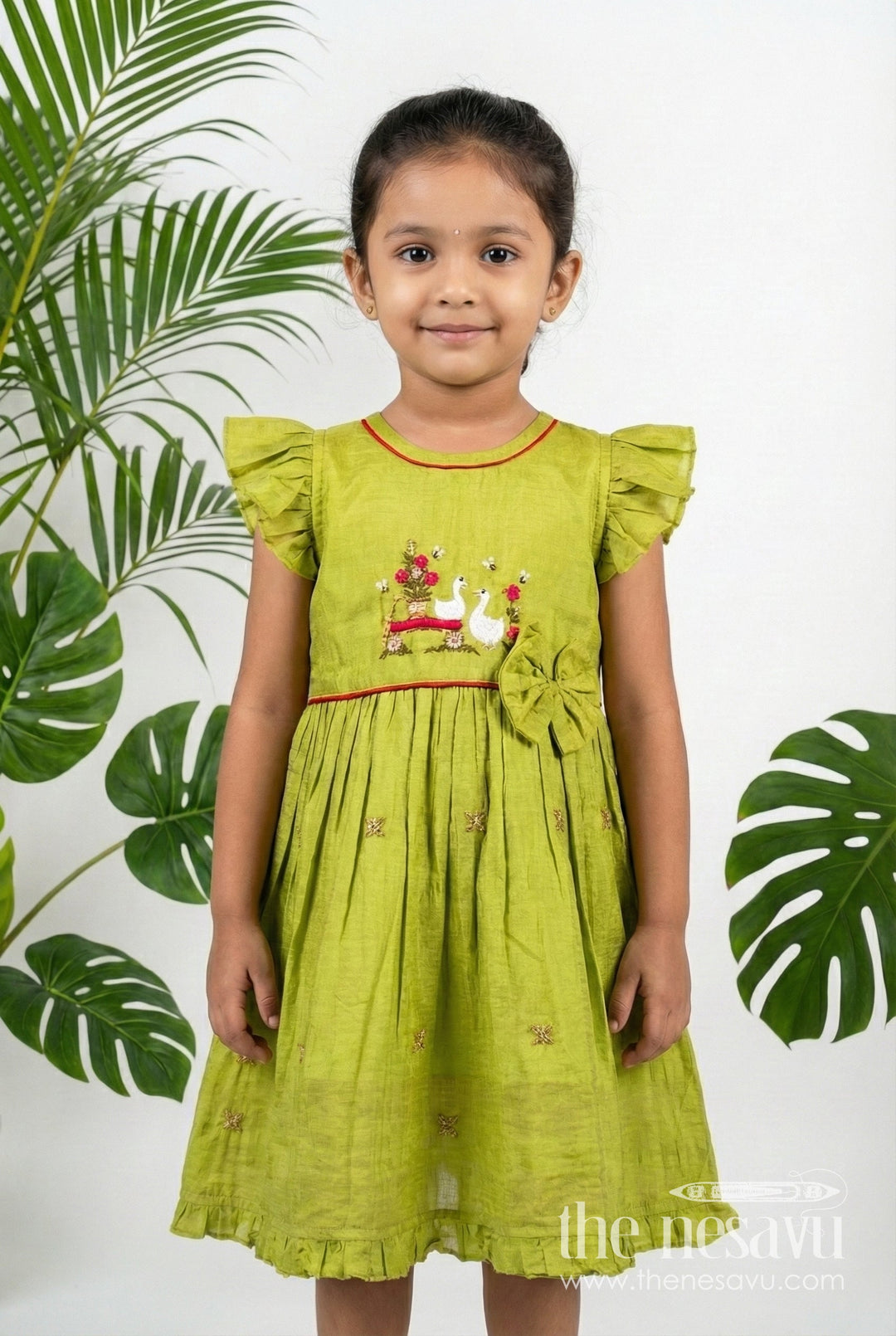 The Nesavu Girls Chanderi Frock Baby Girl Frock with Duck Embroidery for Birthdays and Ethnic Wear Nesavu 12 (3M) / Green GFC1457B-12 Nesavu baby girl chanderi frock duck motif waist bow festive occasions birthdays