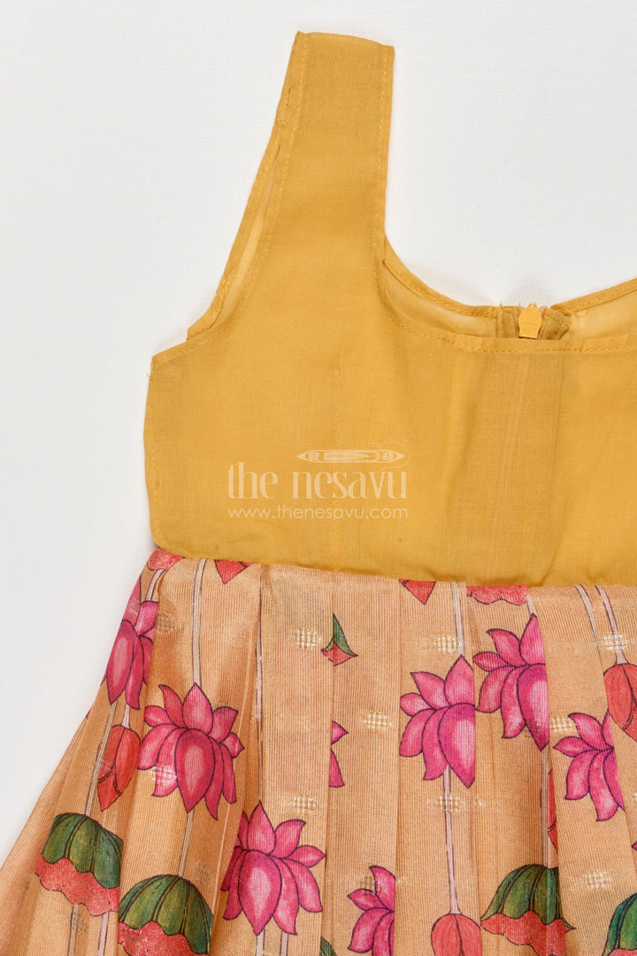 The Nesavu Pattu Pavadai Baby Girl Pattu Pavadai for Festive Photoshoots and Temple Visits Nesavu 18 (2Y) / Red GPP350B-18 Nesavu baby girl pattu pavadai zari work festive photoshoots temple visits