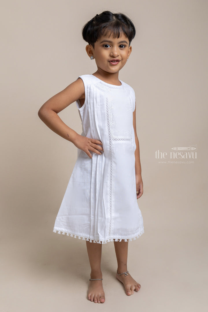 The Nesavu Girls Cotton Frock Beautiful White Floral Designed Sleeveless Cotton Frock for Girls Nesavu Attractive Girls Cotton Frock | Trendy Cotton Frock | The Nesavu