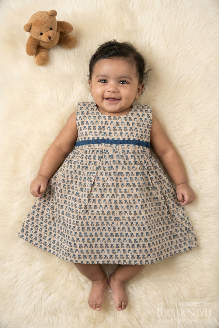 The Nesavu Baby Cotton Frocks Blue Floral Print Cotton Baby Frock for Girls with Sleeveless Design Nesavu 10 (NB) / Blue BFJ561C-10 Blue Floral Print Cotton Baby Frock for Girls with Sleeveless Design Nesavu