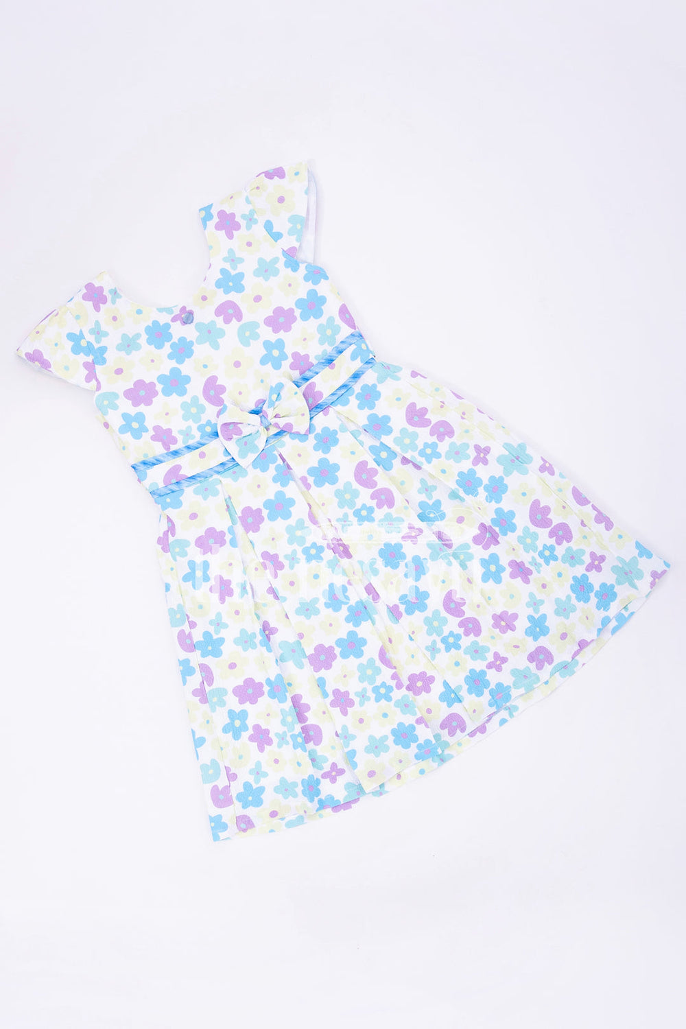 The Nesavu Girls Fancy Frock Blue Floral Print Popcorn Fabric Frock for Girls  Nesavu Nesavu Blue Floral Print Popcorn Fabric Frock for Girls - Nesavu