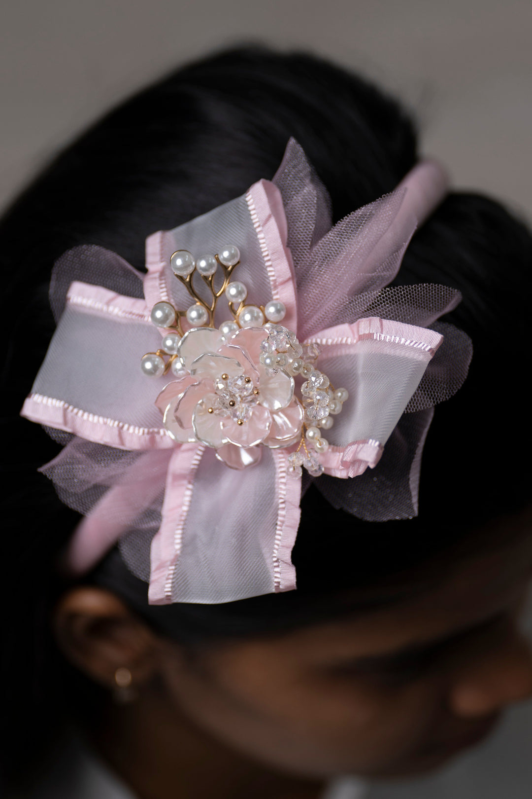 The Nesavu Hair Band Blush Pink Tulle Hairbow with Pearl Flower Centerpiece Nesavu Pink JHB77E Pearl and Crystal Pink Tulle Hairbow | Hair Accessory for Graceful Styles | The Nesavu