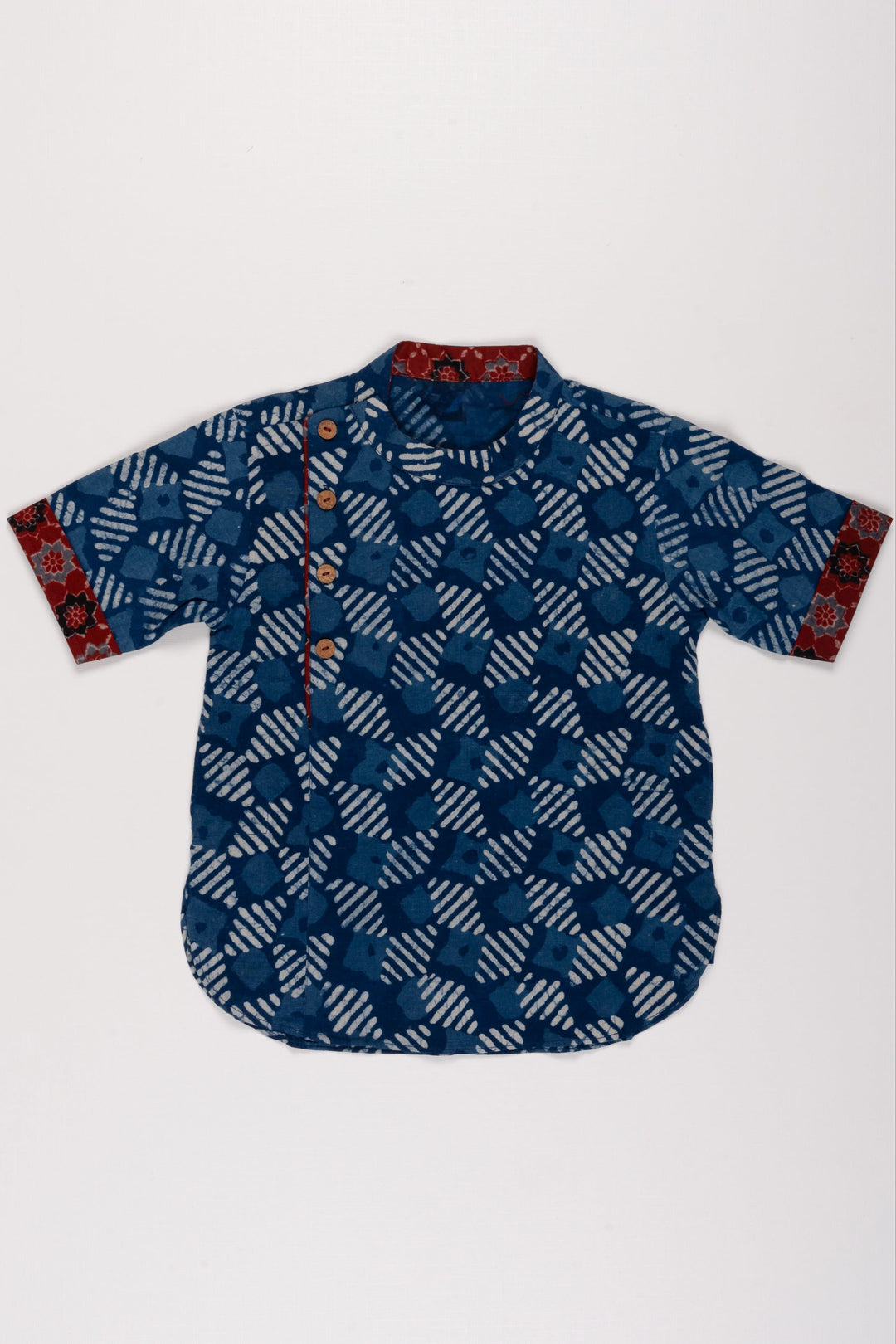The Nesavu Boys Kurtha Shirt Boys Aesthetic Blue Cotton Shirt with Abstract Design and Unique Cuff Accents Nesavu 16 (1Y) / Blue / Cotton BS116A-16 Designer Boys Kurta Shirts Collection | Perfect for Festive Occasions | The Nesavu