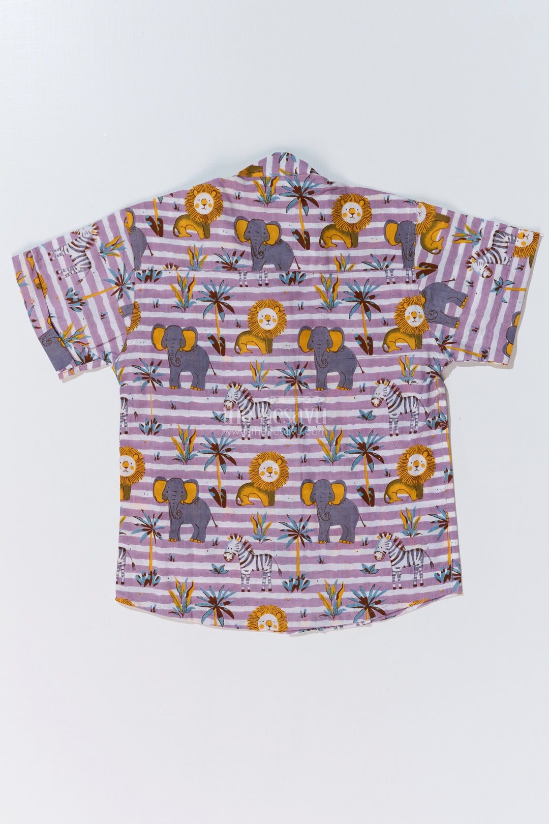 The Nesavu Boys Cotton Shirt Boys Animal Print Casual Dress Shirt in Cotton Block Print with Safari-Inspired Design Nesavu Nesavu Boys Animal Print Casual Dress Shirt Cotton Block Print Safari Theme