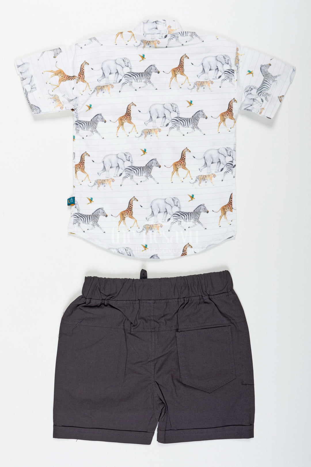 The Nesavu Boys Casual Set Boys Basic Casual Dresses Set with Animal Printed Shirt and Black Shorts for Everyday Adventures Nesavu Nesavu Boys Basic Casual Dresses Set Animal Printed Shirt Black Shorts Soft Cotton