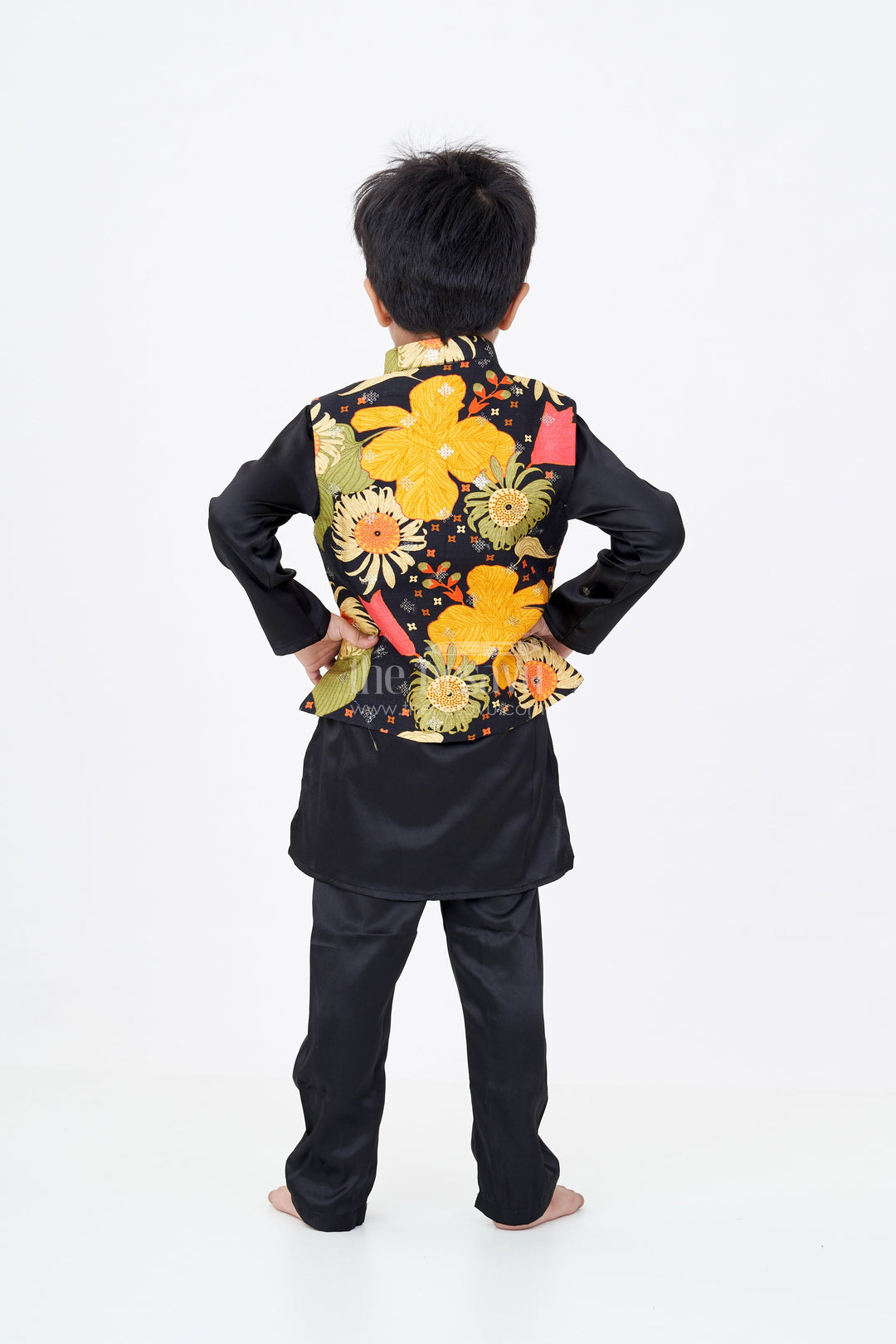 The Nesavu Boys Jacket Sets Boys Black Kurtha with Vibrant Floral Printed Jacket and Viscose Silk Blend Fabric Nesavu Nesavu Boys Black Kurtha Vibrant Floral Printed Jacket Viscose Silk Blend Fabric