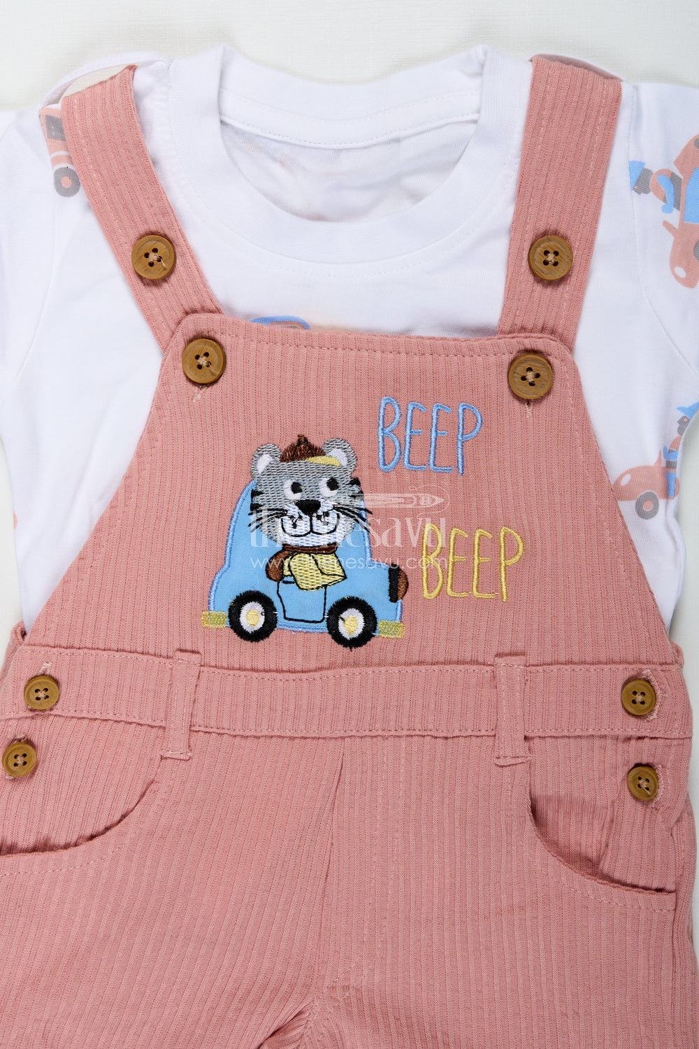 The Nesavu Boys Casual Set Boys Casual Carnival Outfits with Car Patch Corduroy Overalls and Printed Tee for Vibrant Everyday Fun Nesavu Nesavu Boys Casual Carnival Outfits Orange Corduroy Car Patch Overalls Printed Cotton Tee