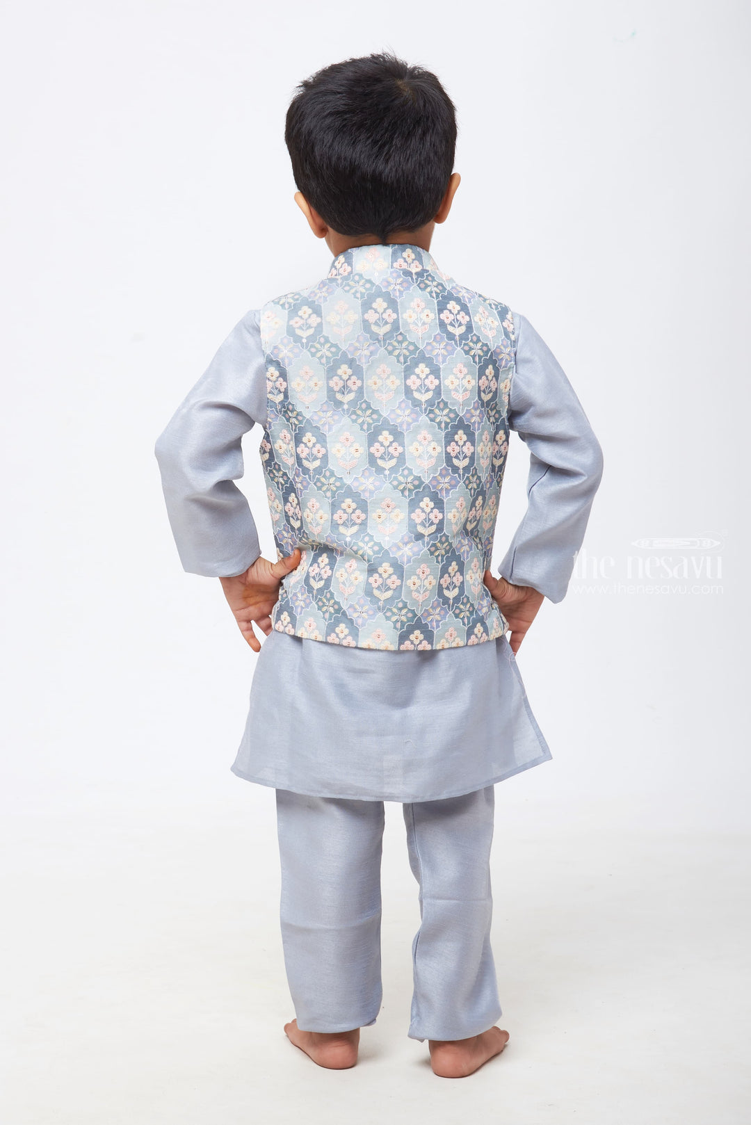 The Nesavu Boys Jacket Sets Boys' Classic Ensemble: Embroidered Grey Kurta & Trousers Set with Floral Accents Nesavu Chic and Traditional | Boys Kurta Set with Jacket for Festive Celebrations | The Nesavu