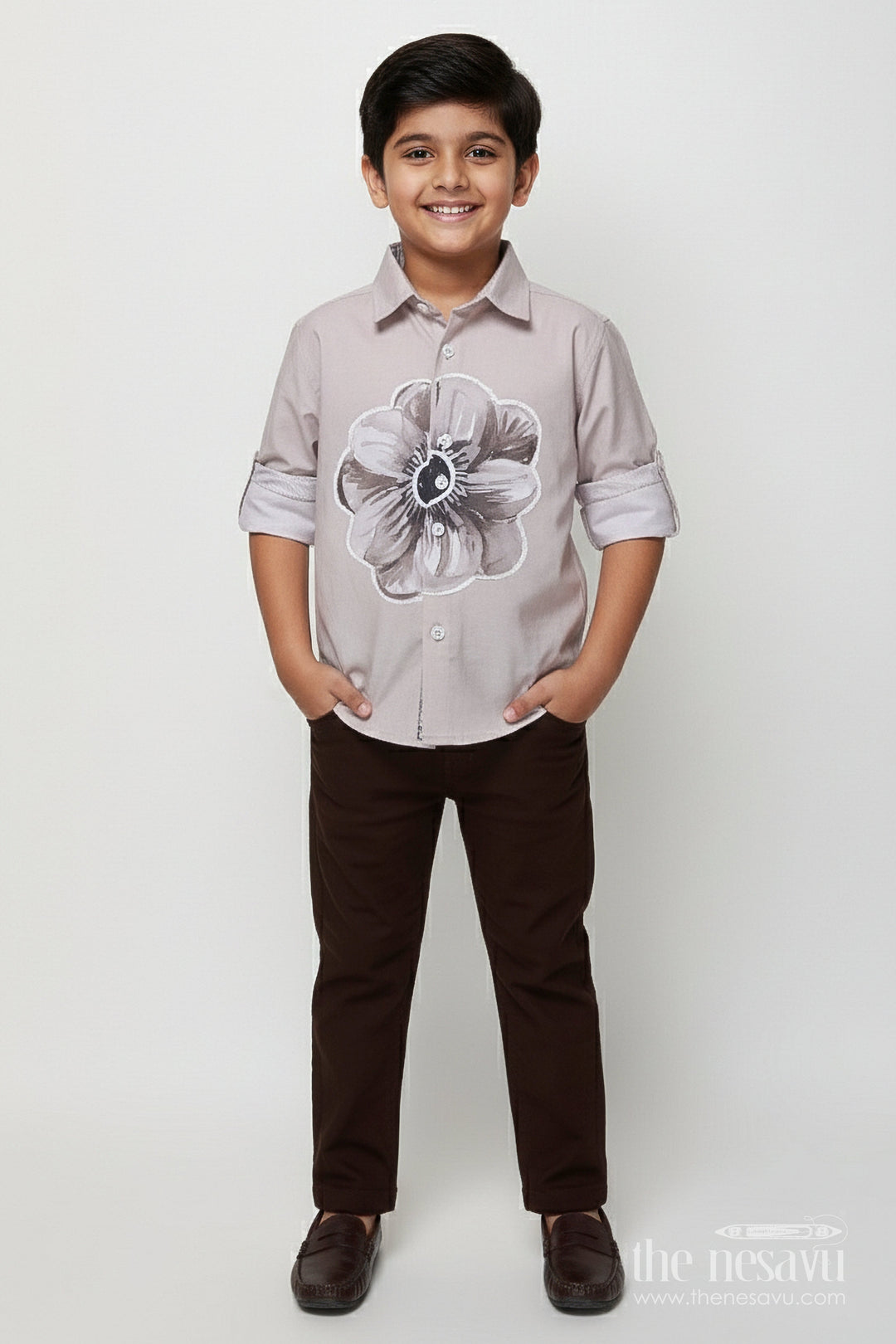 The Nesavu Boys Casual Set Boys Cotton Blend Casual Wear Set with Bold Floral Placement Print Nesavu 16 (1Y) / Brown BCS493A-16 Nesavu boys casual cotton blend set center floral print contrast cuff detailing