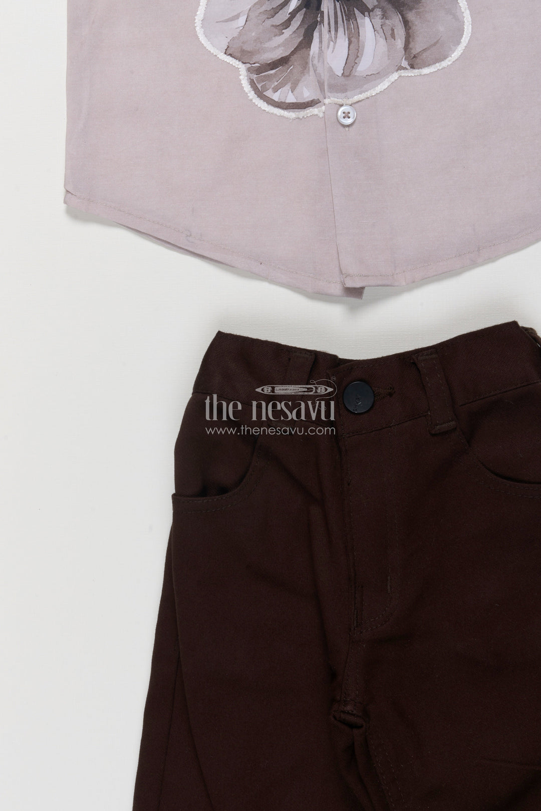 The Nesavu Boys Casual Set Boys Cotton Blend Casual Wear Set with Bold Floral Placement Print Nesavu Nesavu boys casual cotton blend set center floral print contrast cuff detailing