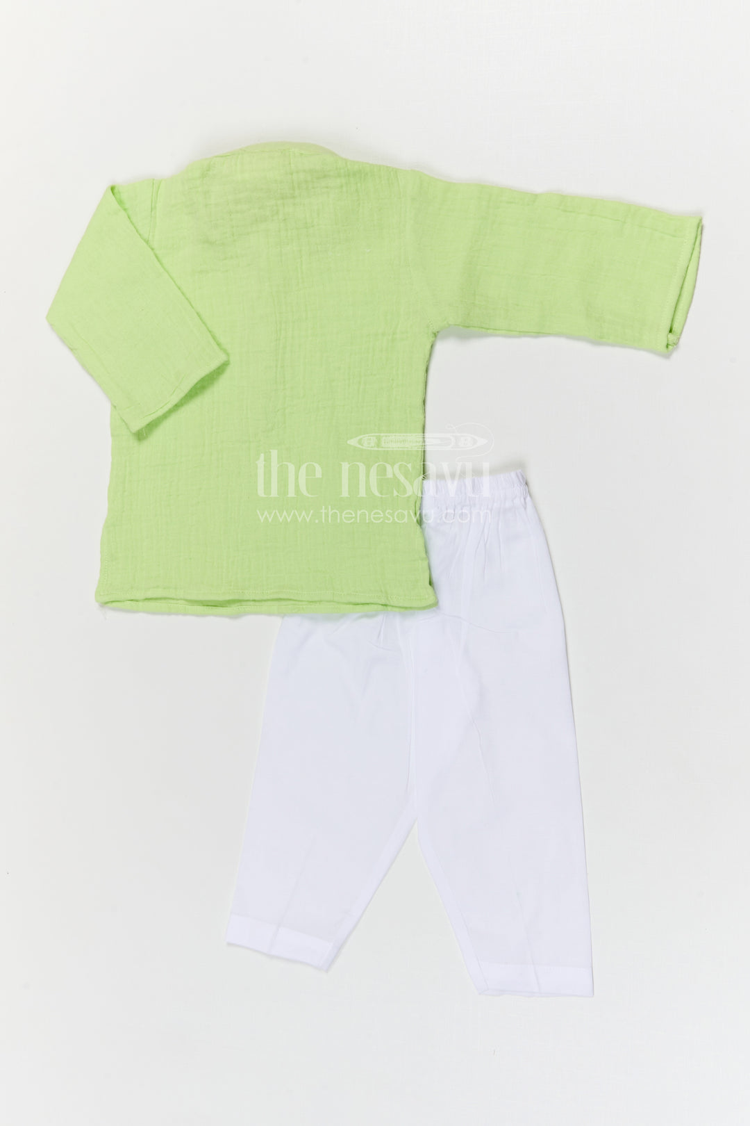 The Nesavu Boys Casual Set Boys Cotton Kurta Set for Traditional Outings and Celebrations Nesavu Nesavu boys muslin cotton kurta set for traditional outings and festive celebrations