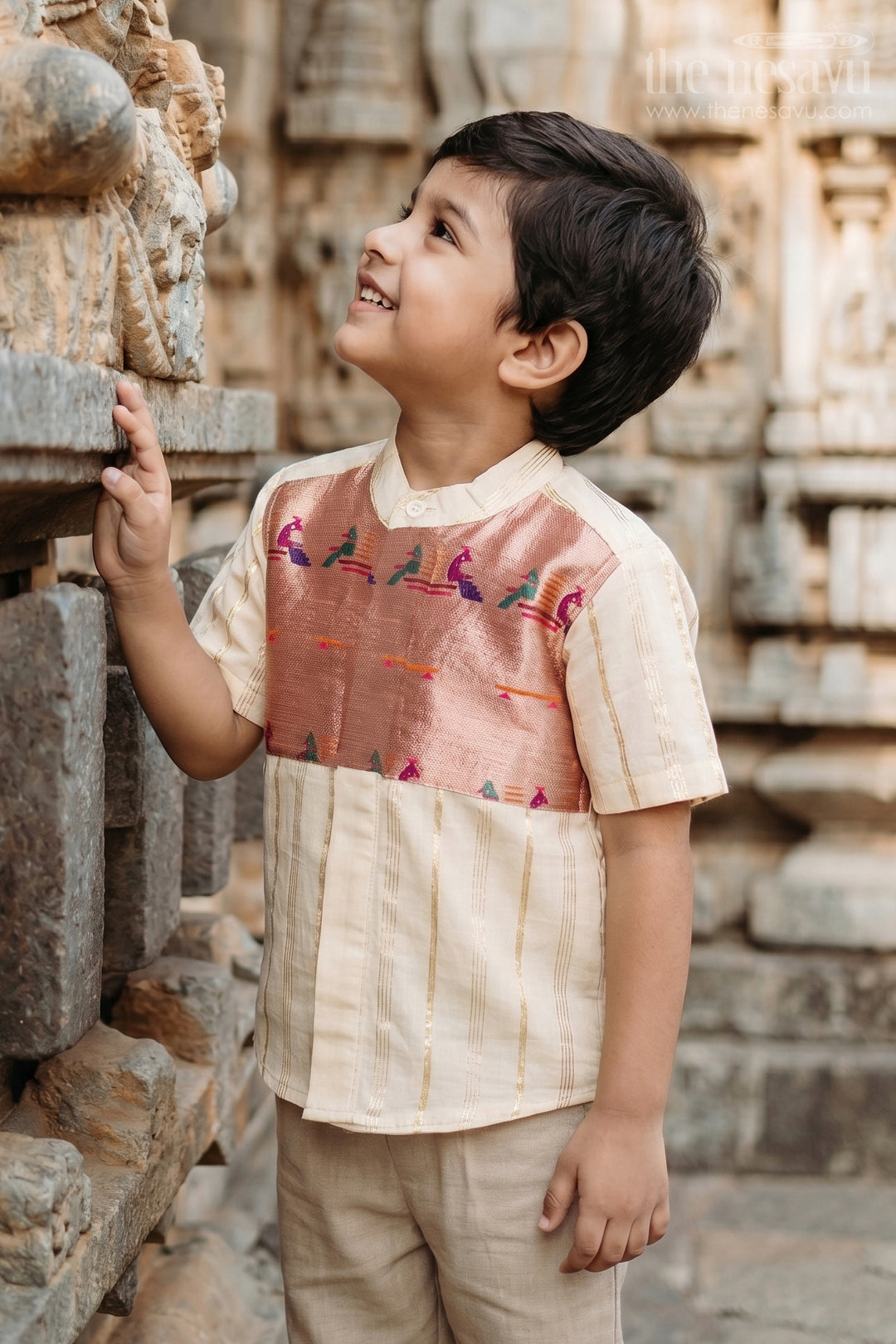 The Nesavu Boys Cotton Shirt Boys Cotton Shirt for Ethnic Day Celebrations and Festive Gatherings Nesavu 16 (1Y) / White / Cotton BS522A-16 Nesavu Boys Cotton Shirt With Paithani Border Yoke For Ethnic Day And Festive Occasions