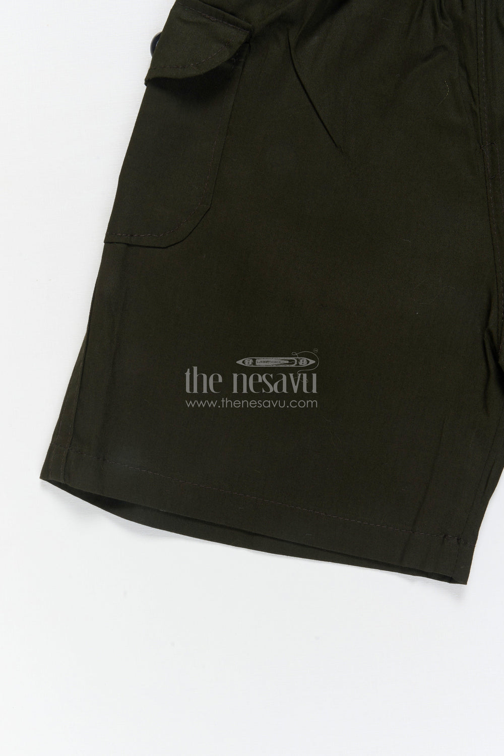 The Nesavu Boys Shorts Boys Easy-wear Cotton Shorts with Elastic Waist and Pocket Detailing Nesavu 16 (1Y) / Green / Cotton BWS072D-16 Nesavu boys cotton shorts with elastic waistband and flap pocket detail – great for everyday adventures
