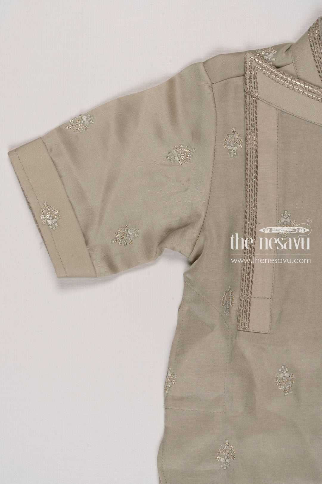 The Nesavu Boys Kurtha Shirt Boys Elegant Green Silk Kurta Shirt with Embellishment Nesavu Boys Silk Kurta | Luxurious Traditional Shirt for Special Occasions